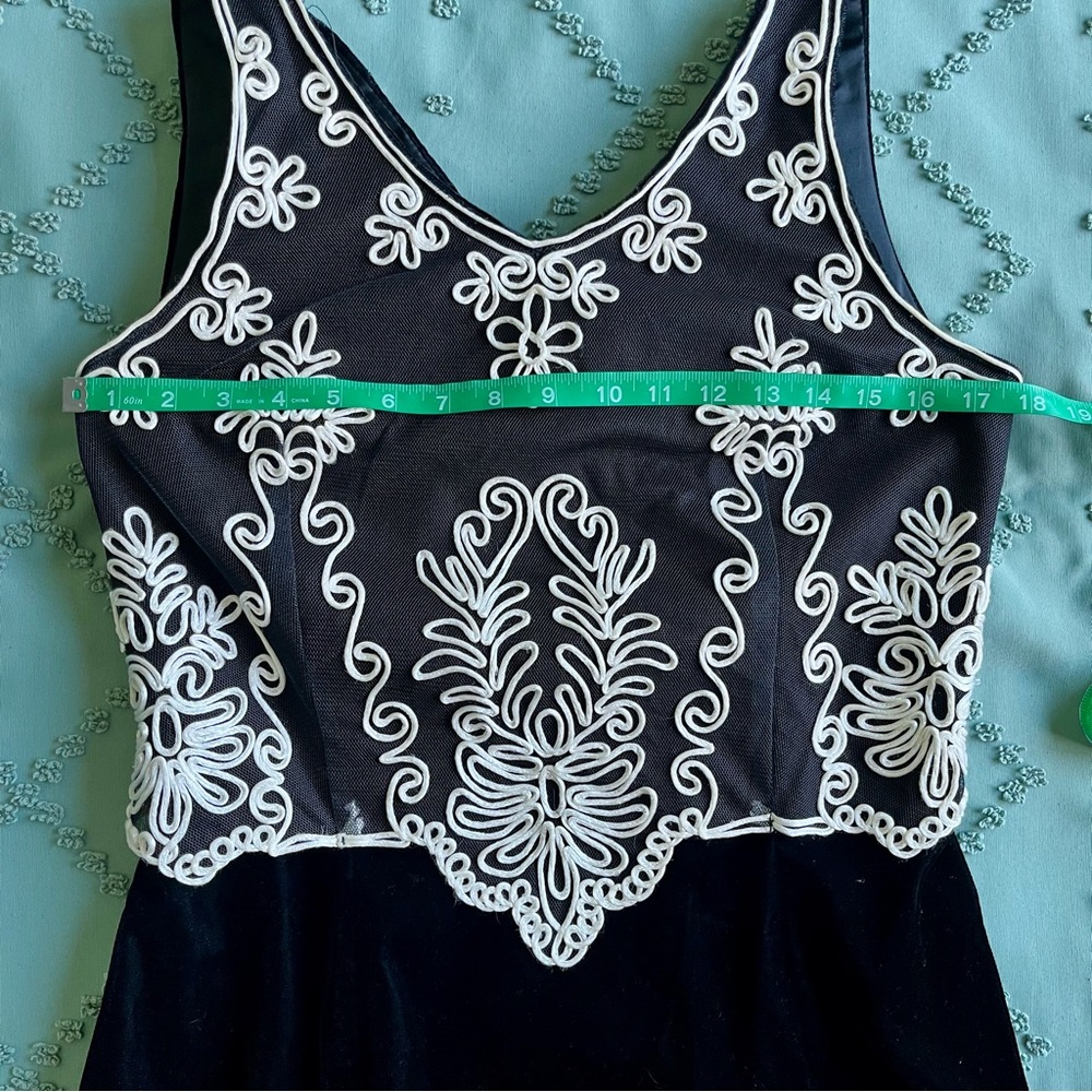 Vintage Scott McClintock Floor Length Embroidered Velvet Evening Dress with Slit - Picture 12 of 12